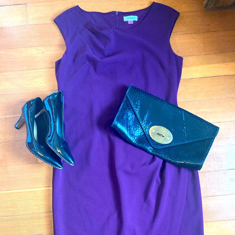 Calvin Klein size 10 shift dress in plum